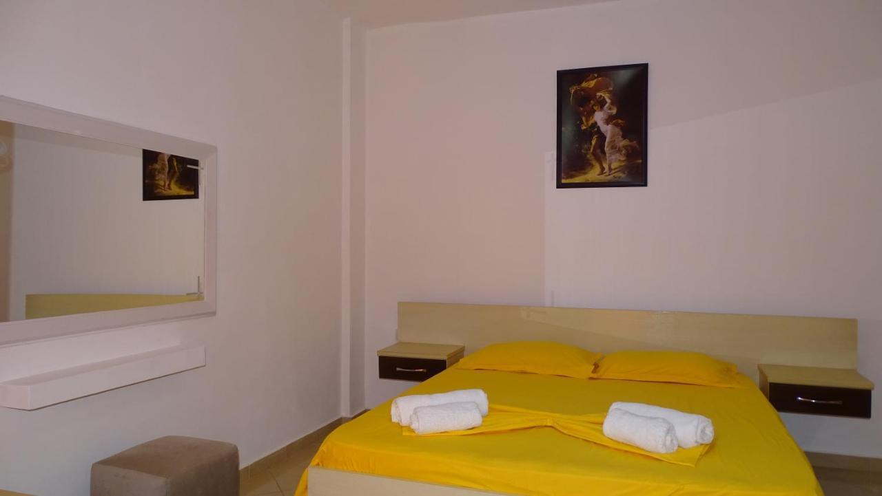 Hotel Arsenal Ksamil Exterior photo