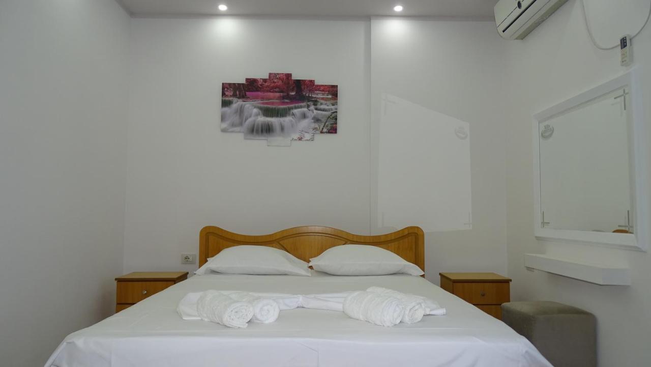 Hotel Arsenal Ksamil Exterior photo